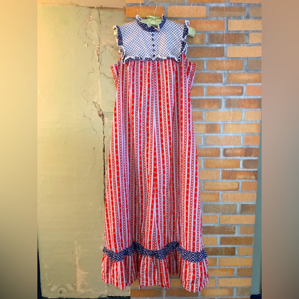 Vintage Lord and Taylor maxi prairie dress